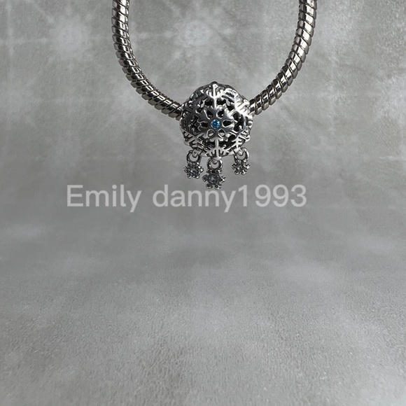 Pandora charms - Picture 3 of 5